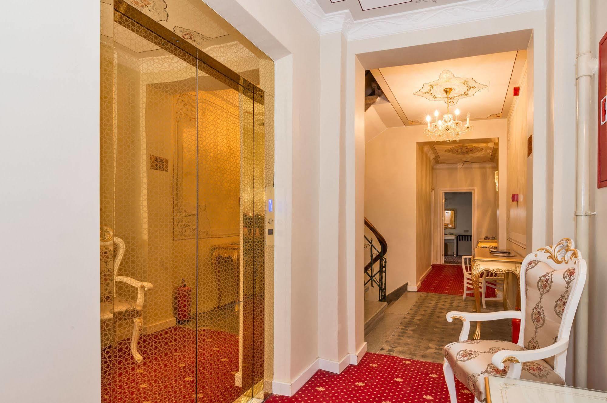 By Murat Crown Hotel Taksim Istanbul Exteriör bild